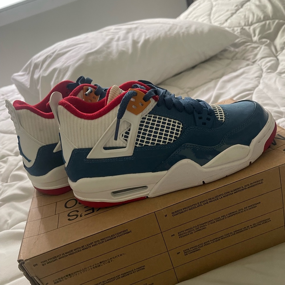 Jordan 4 retro youth size 5
